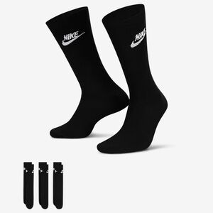 Nike Sportswear Everyday Essential crew socks (3 pair)
